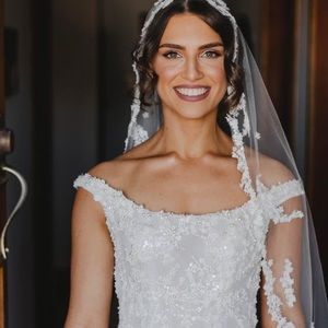 Meet your Posher, Estelle